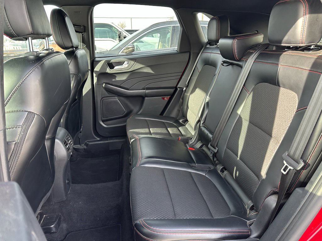 Certified 2025 Ford Escape ST-Line image 12