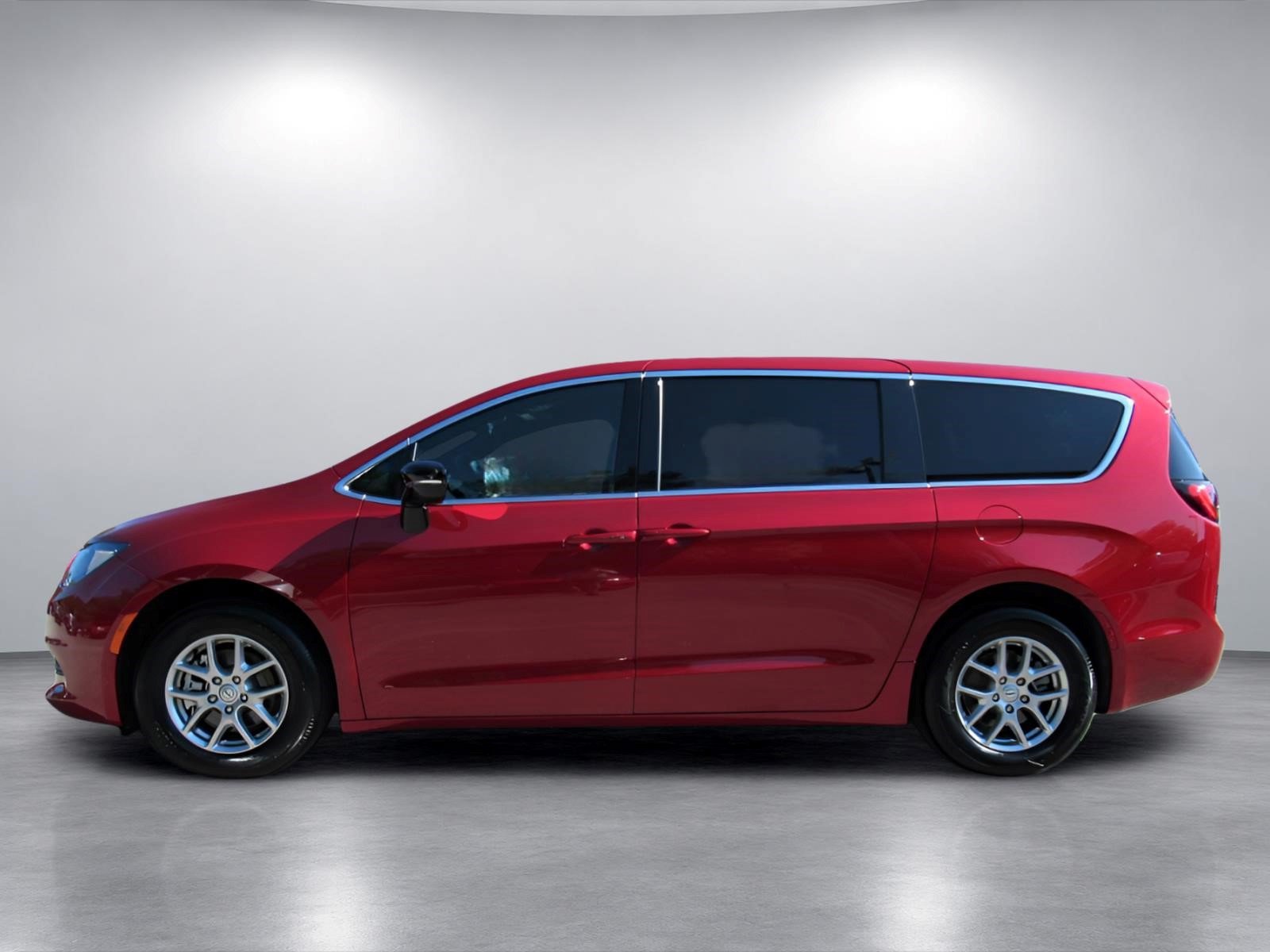 New 2026 Chrysler Voyager LX FWD image 4