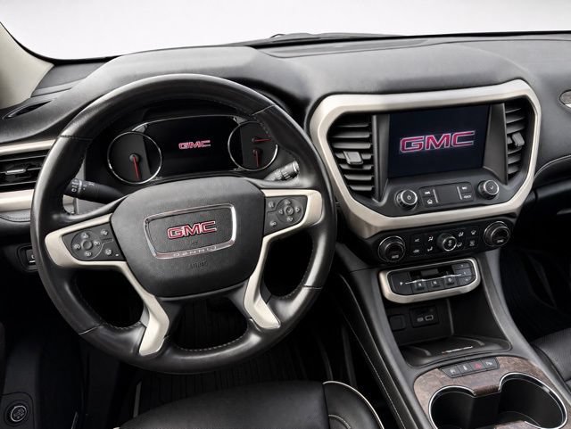 Used 2021 GMC Acadia Denali w/ Denali Ultimate Package AWD/4WD image 20