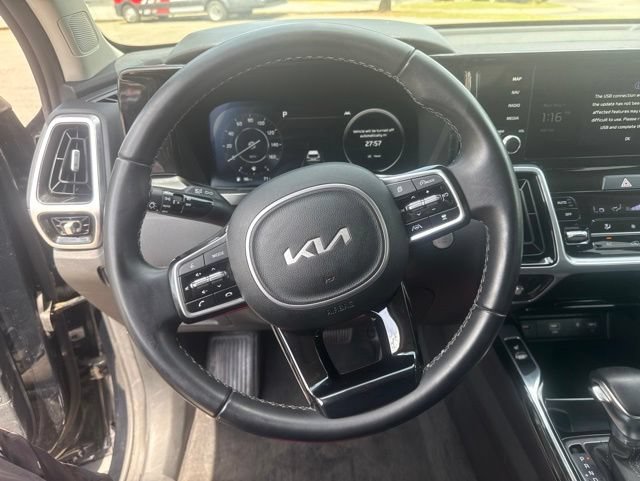 Used 2023 Kia Sorento SX AWD/4WD image 27