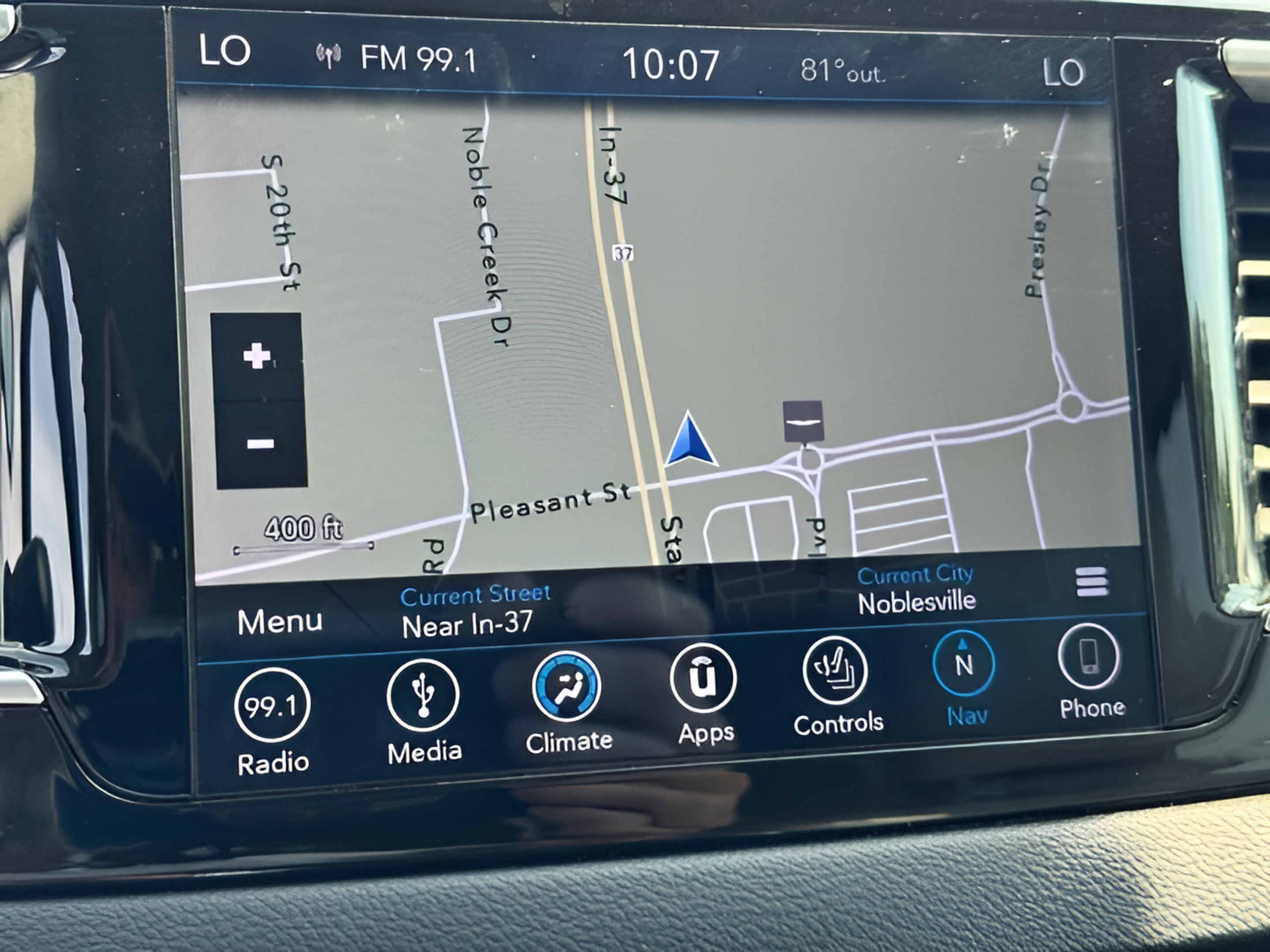 Used 2018 Chrysler Pacifica Touring-L Plus FWD image 28