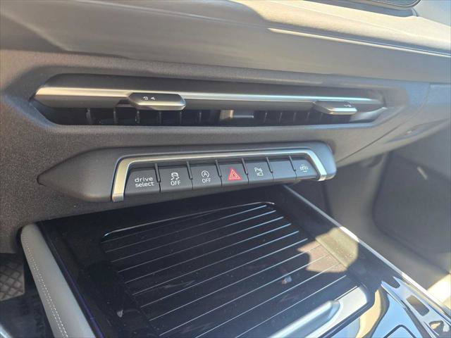 New 2026 Audi Q3 quattro 2.0T AWD/4WD image 29