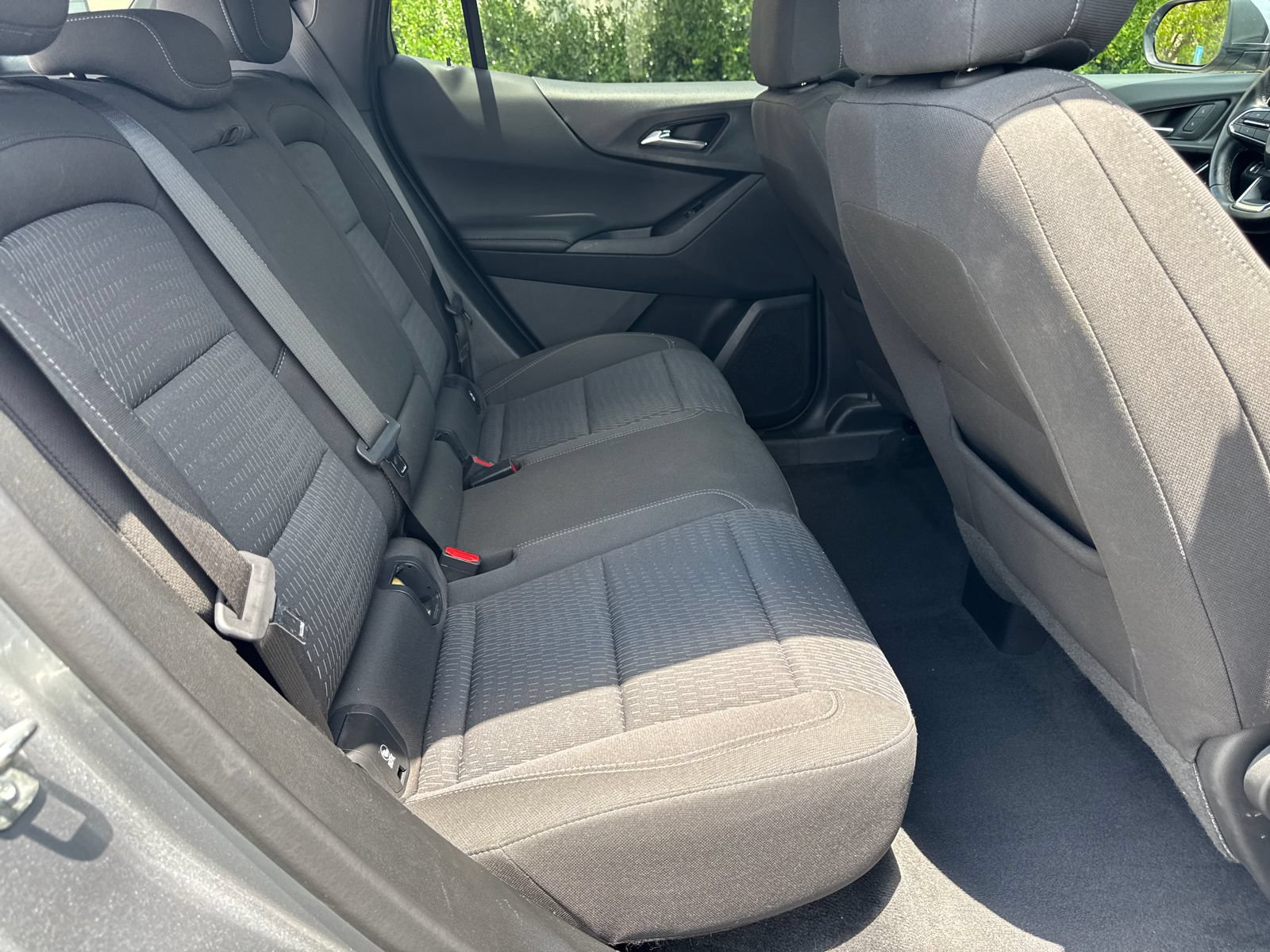 Used 2025 Chevrolet Equinox LT FWD image 15