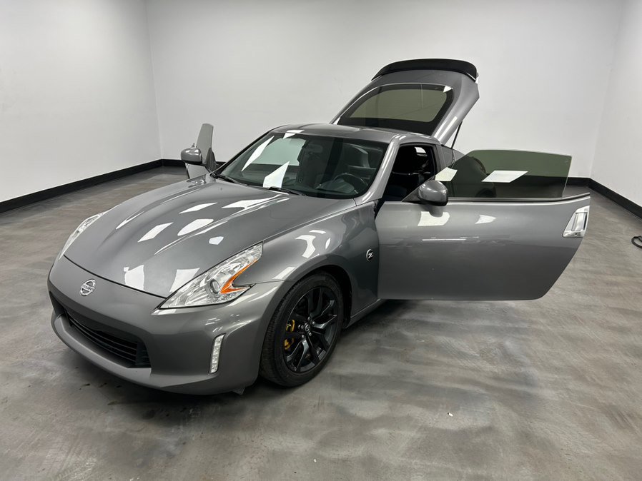 Used 2016 Nissan 370Z Touring Sport image 22