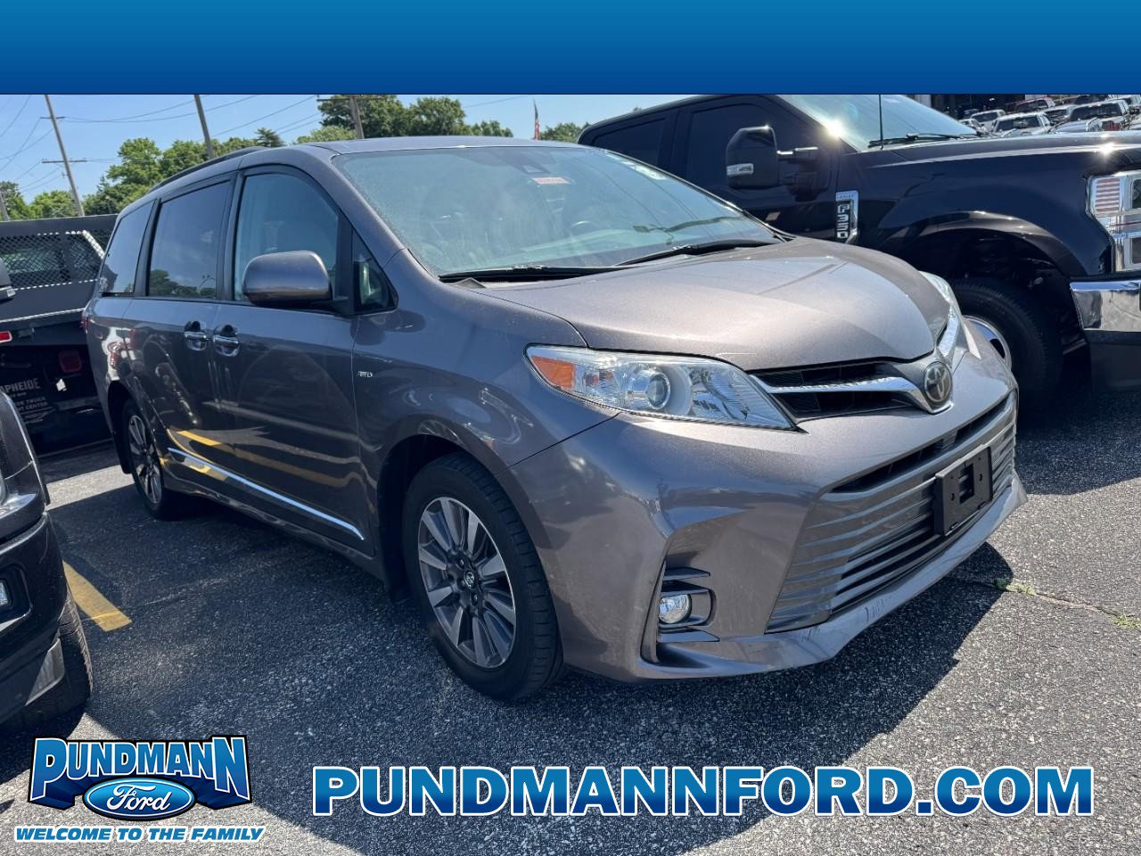Used 2018 Toyota Sienna XLE w/ Protection Package