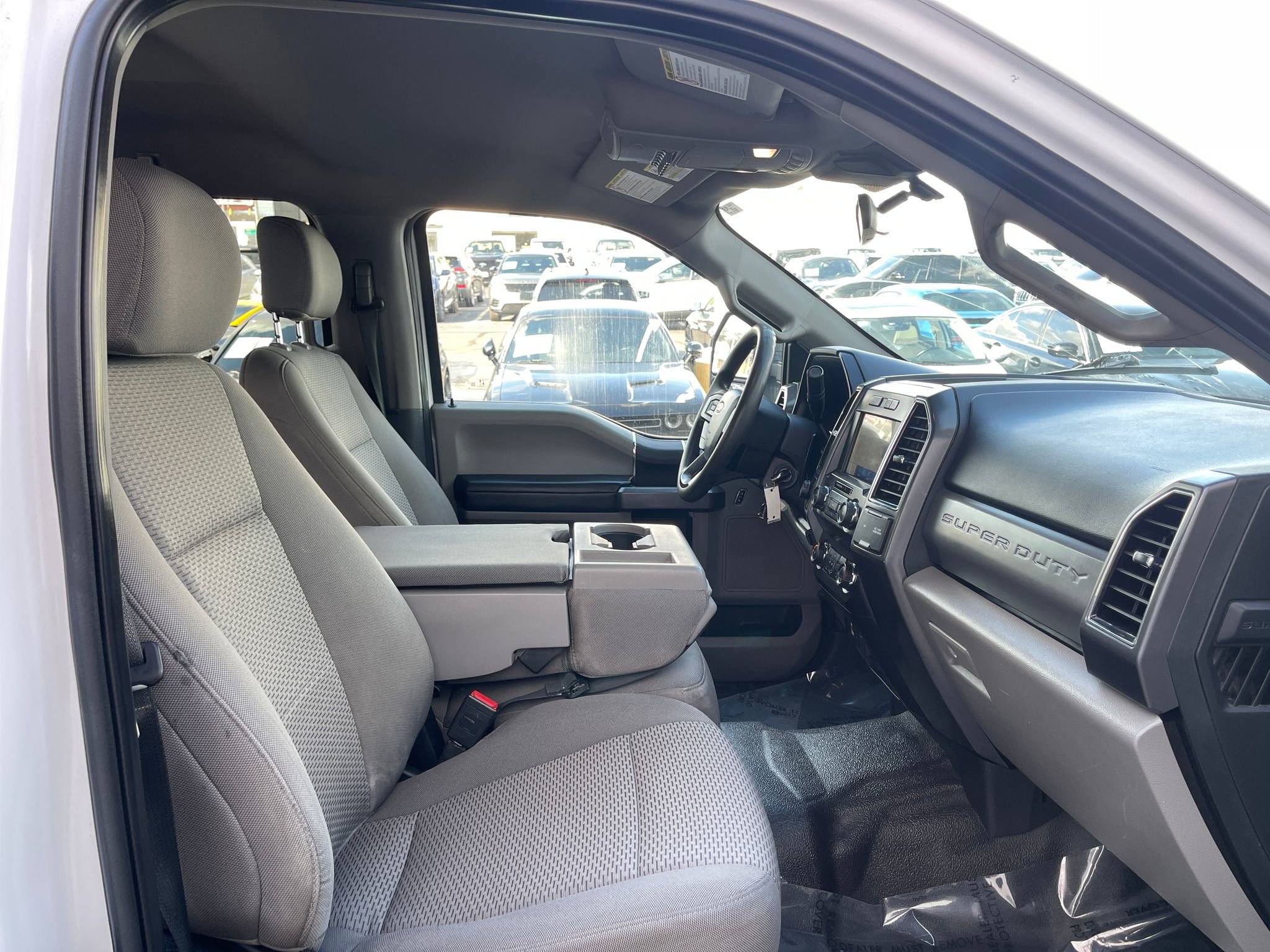 Used 2021 Ford F250 XLT w/ FX4 Off-Road Package image 28