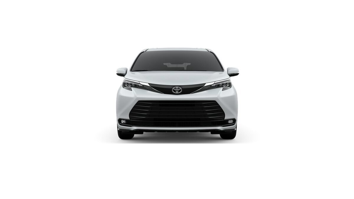 New 2026 Toyota Sienna XLE AWD/4WD image 17