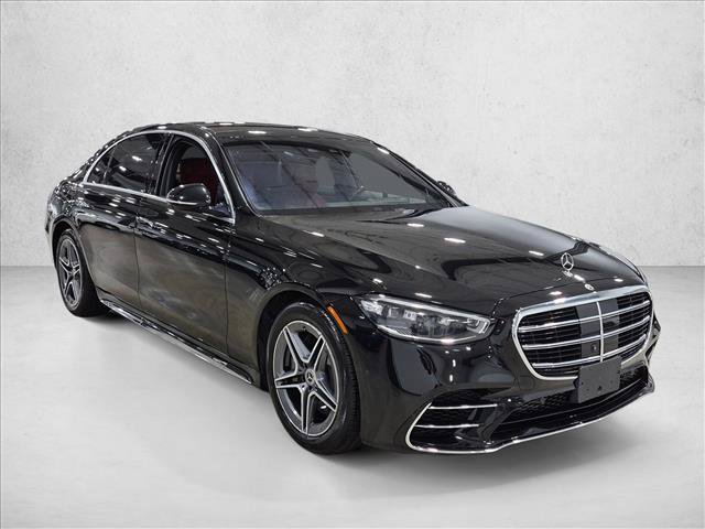 Used 2022 Mercedes-Benz S 580 4MATIC Sedan image 3