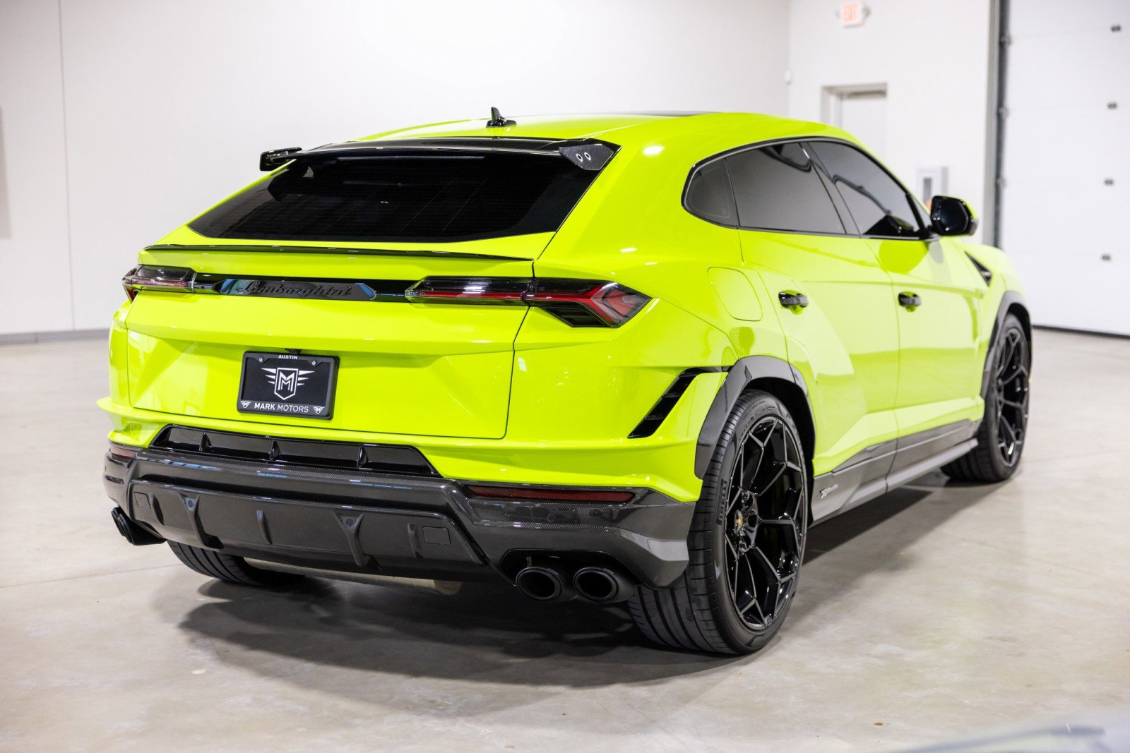 Used 2024 Lamborghini Urus Performante image 9