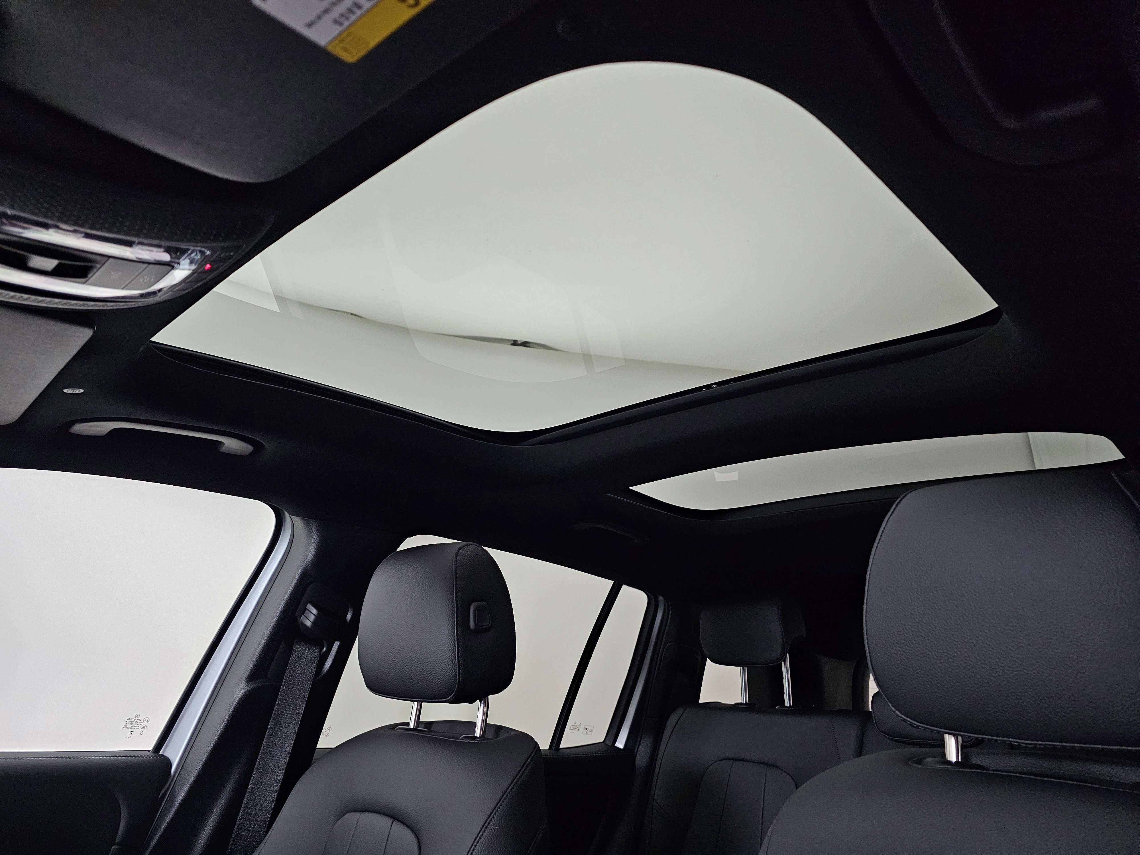 Certified 2025 Mercedes-Benz GLB 250 4MATIC image 11