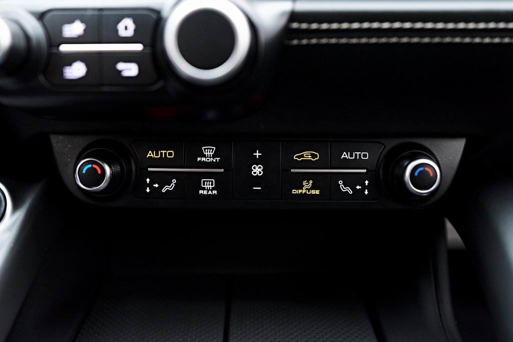 Used 2019 Ferrari GTC4Lusso T image 89
