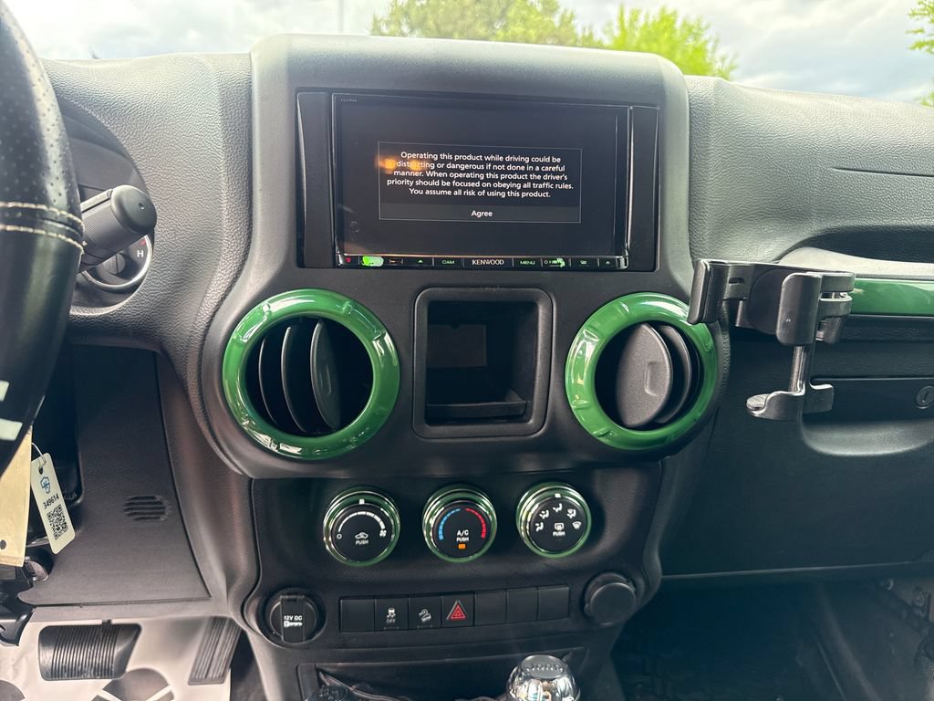 Used 2015 Jeep Wrangler Sport AWD/4WD image 19