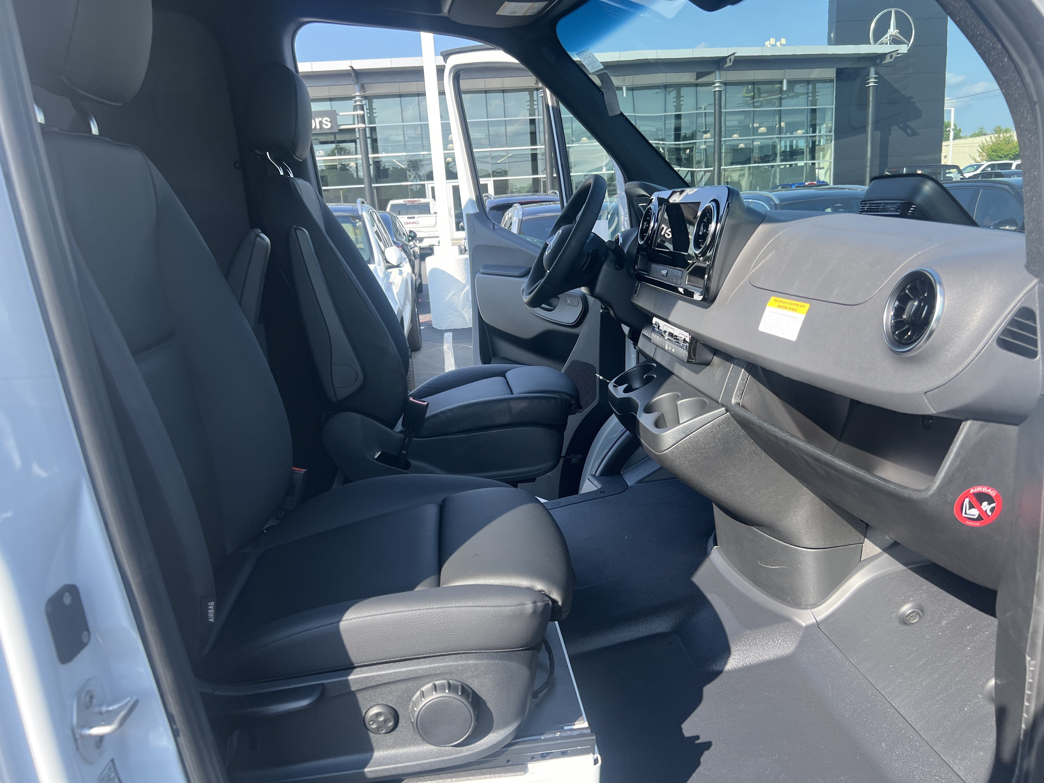 New 2026 Mercedes-Benz Sprinter 2500 image 32