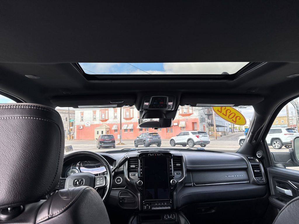 Used 2022 RAM 3500 Limited image 11