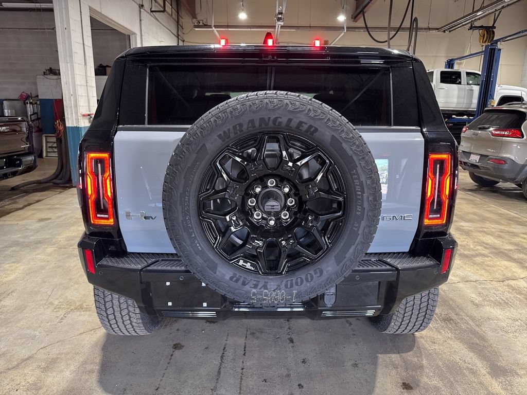 New 2025 GMC Hummer EV 2X AWD/4WD image 14