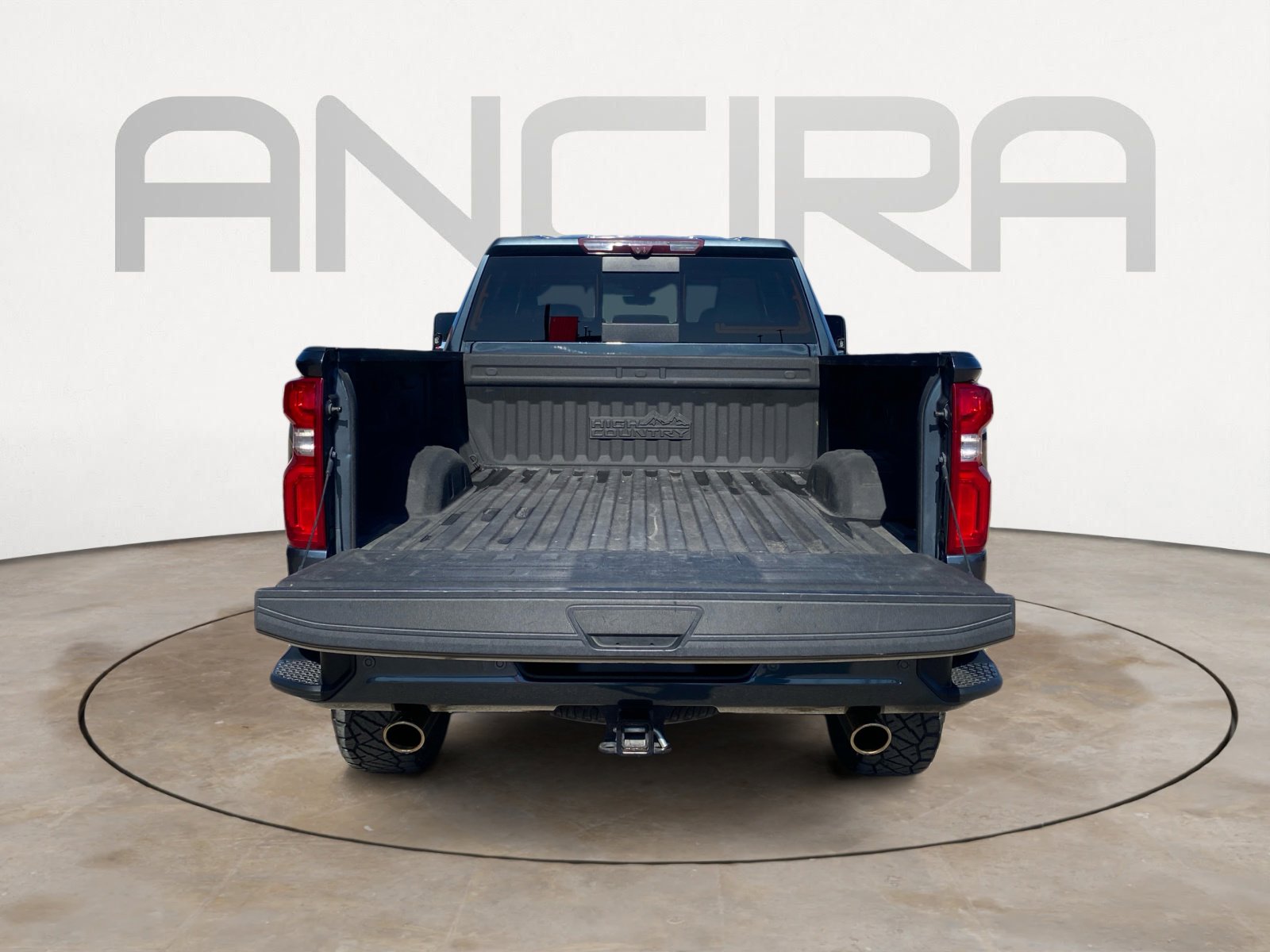 Used 2020 Chevrolet Silverado 2500 High Country w/ Technology Package image 12