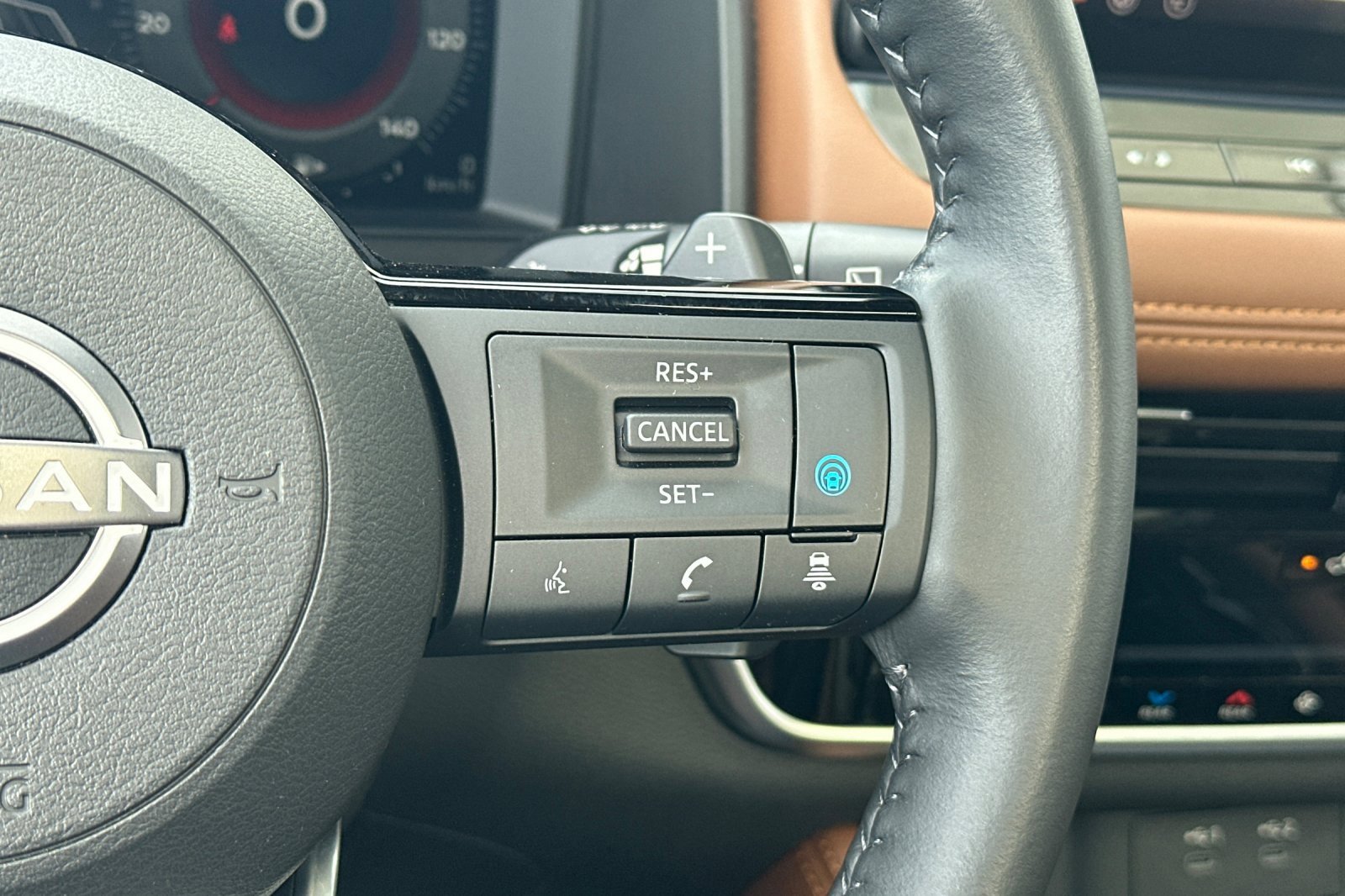 Certified 2024 Nissan Rogue Platinum w/ Platinum Premium Package image 28