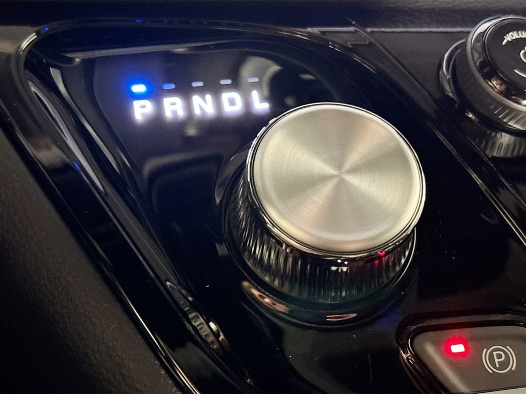 New 2026 Chrysler Pacifica Limited image 18