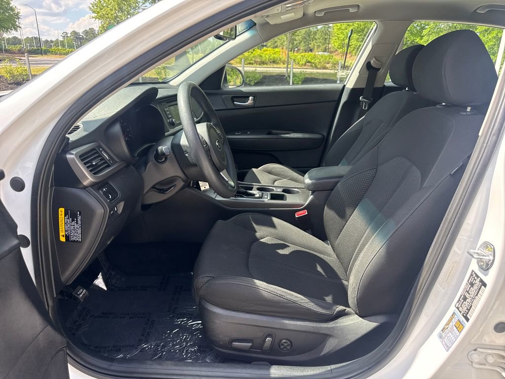 Used 2016 Kia Optima LX w/ LX Convenience Package FWD image 12