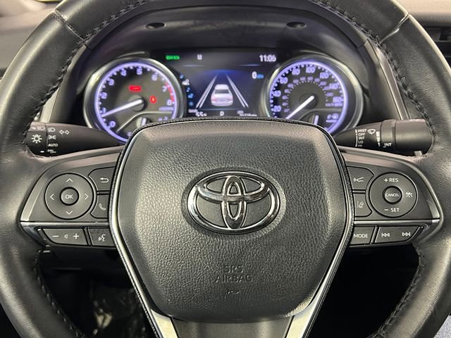 Used 2020 Toyota Camry XLE image 23