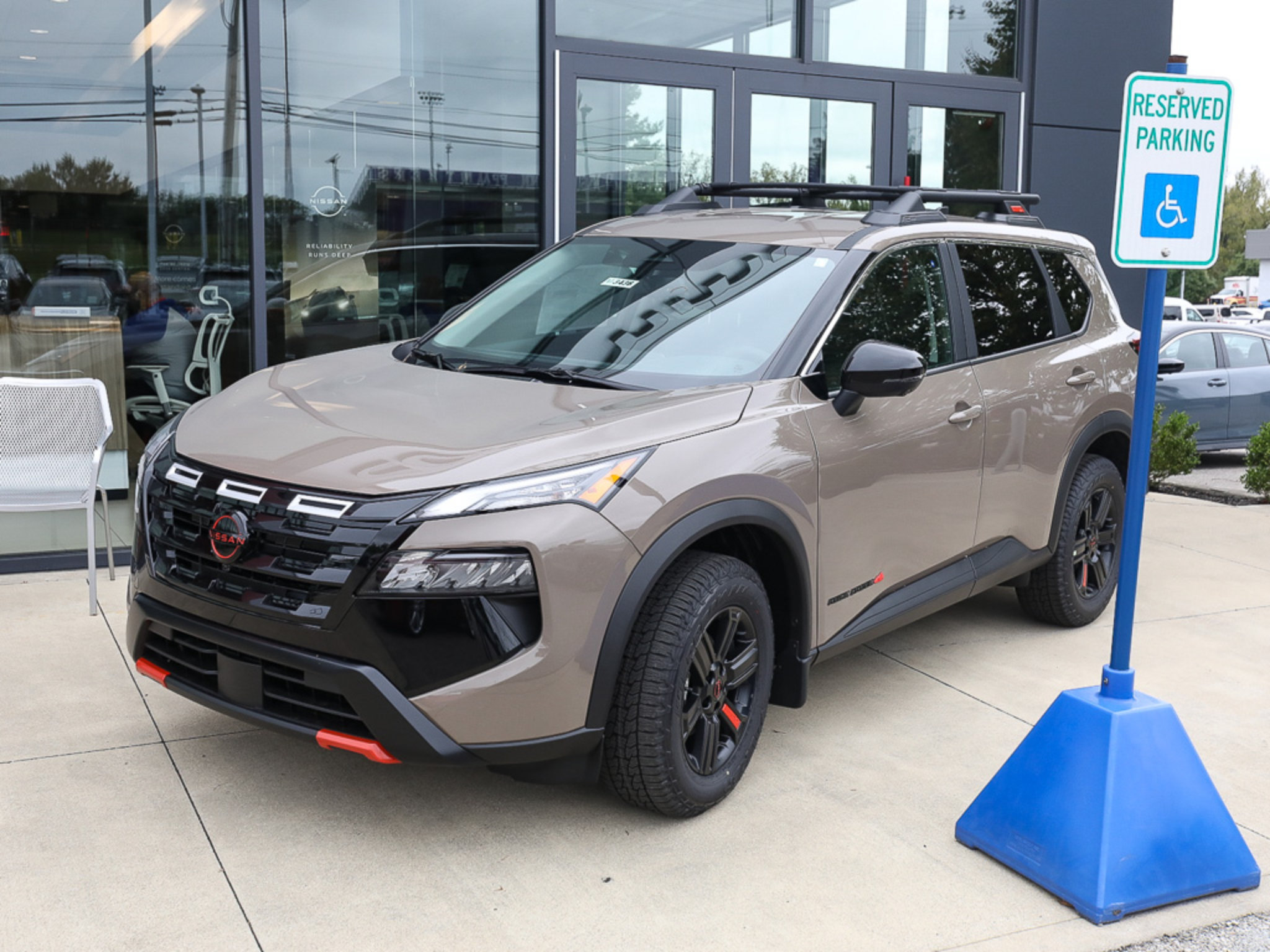 New 2026 Nissan Rogue SV AWD/4WD image 2