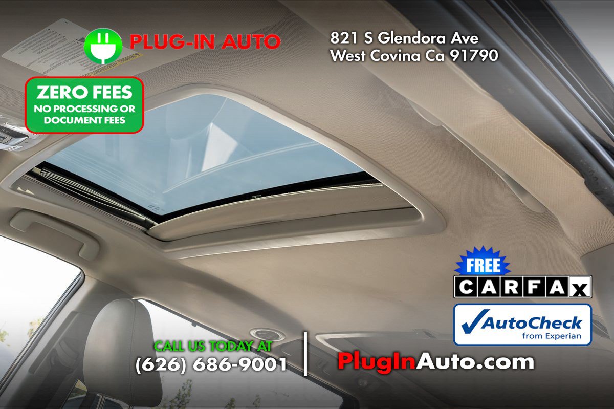 Used 2015 Toyota Sienna Limited FWD image 9