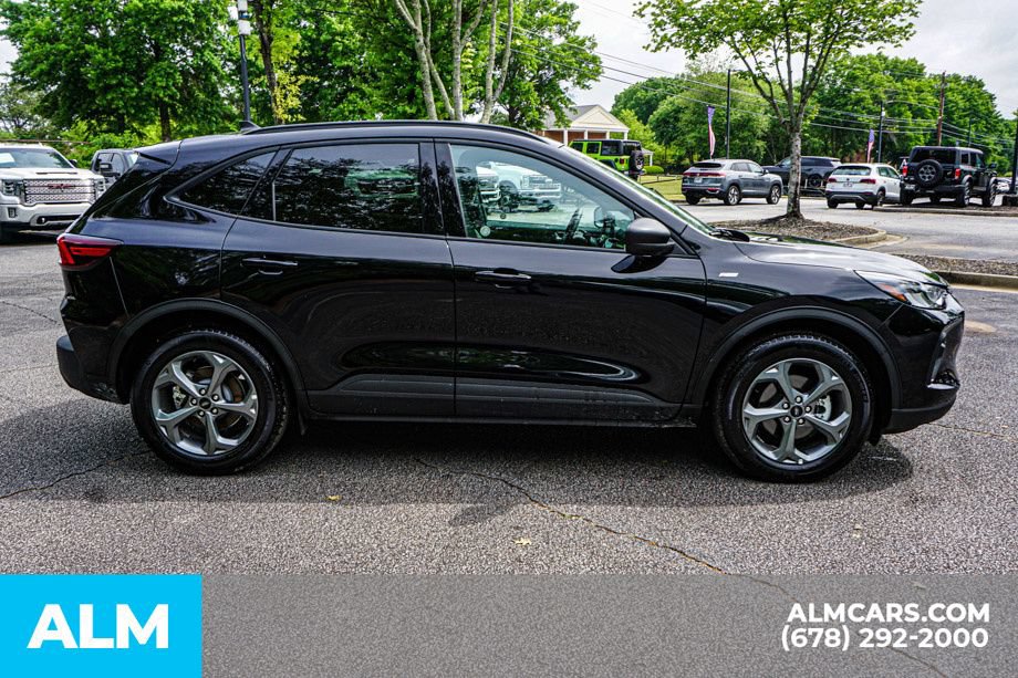 Used 2026 Ford Escape ST-Line FWD image 9