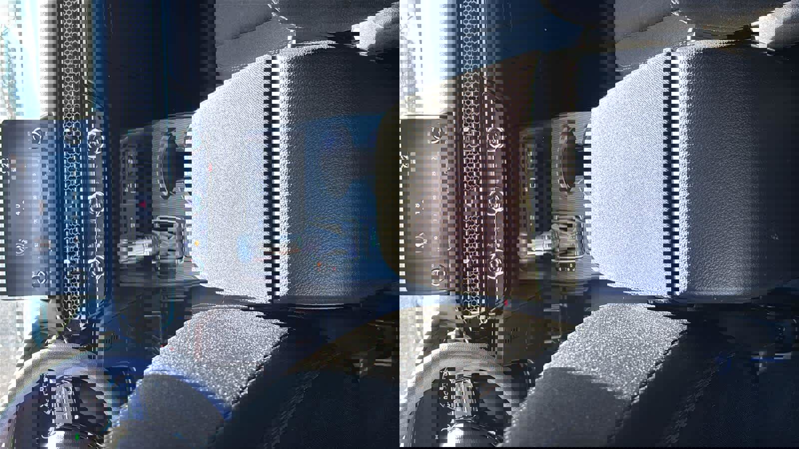 Used 2024 Honda Civic LX image 25