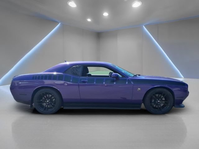 Used 2019 Dodge Challenger R/T Scat Pack w/ Shaker Package RWD image 2