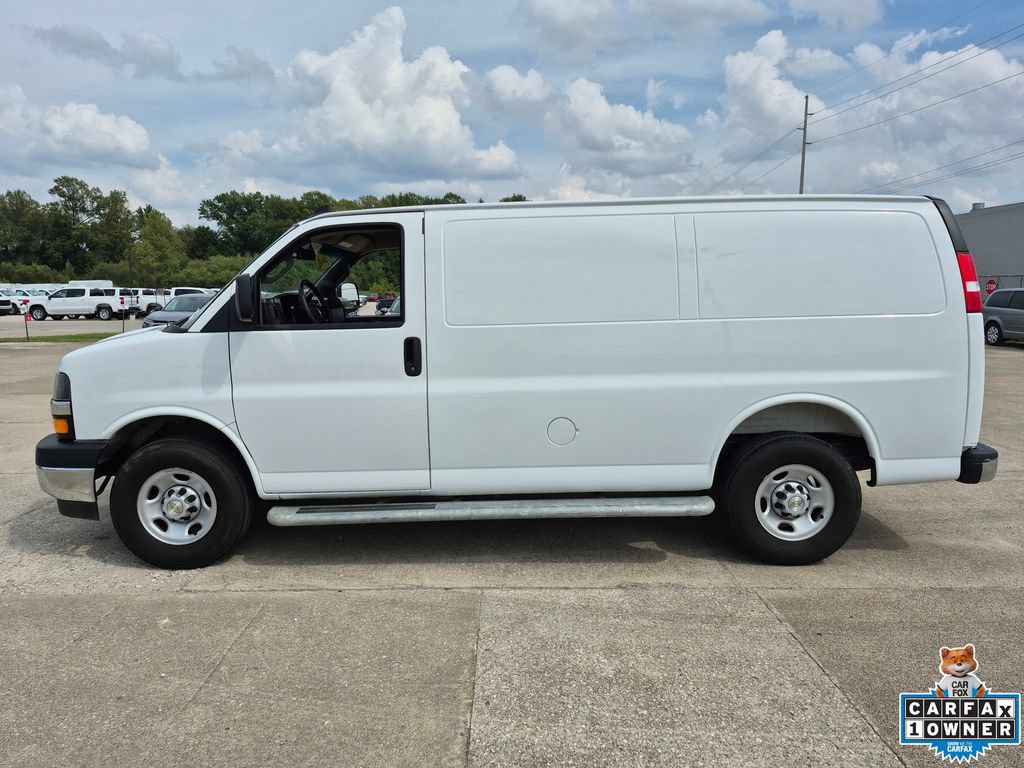 Certified 2025 Chevrolet Express 2500 w/ Driver Convenience Package RWD image 4