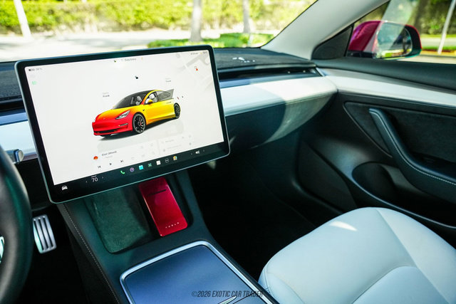 Used 2022 Tesla Model 3 Performance image 23