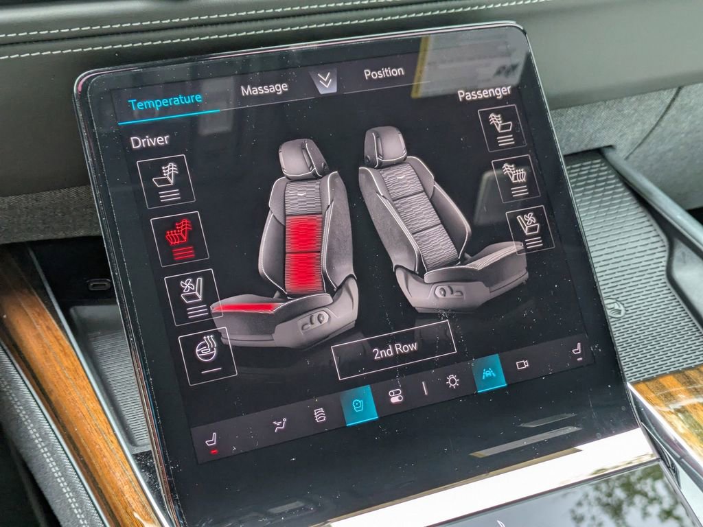 Certified 2025 Cadillac Escalade Premium Luxury Platinum w/ LPO, Radiant Package RWD image 32