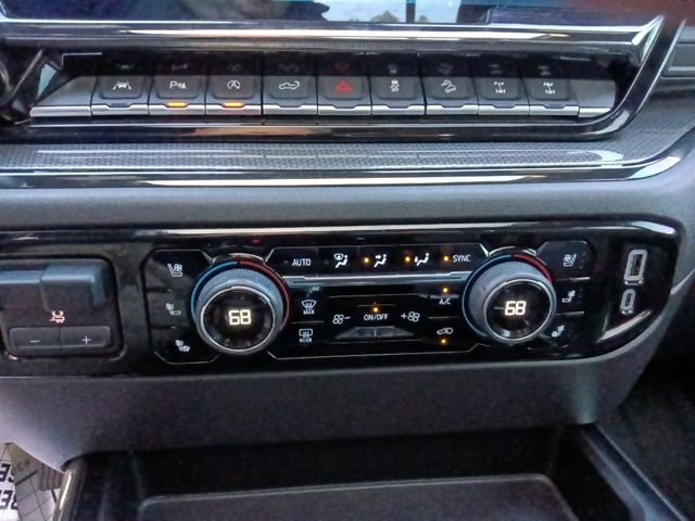 Used 2023 Chevrolet Silverado 1500 ZR2 w/ Technology Package image 23