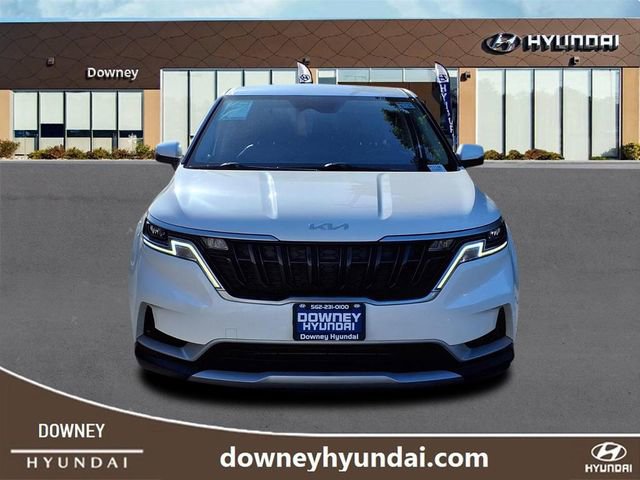 Used 2023 Kia Carnival LX video 2