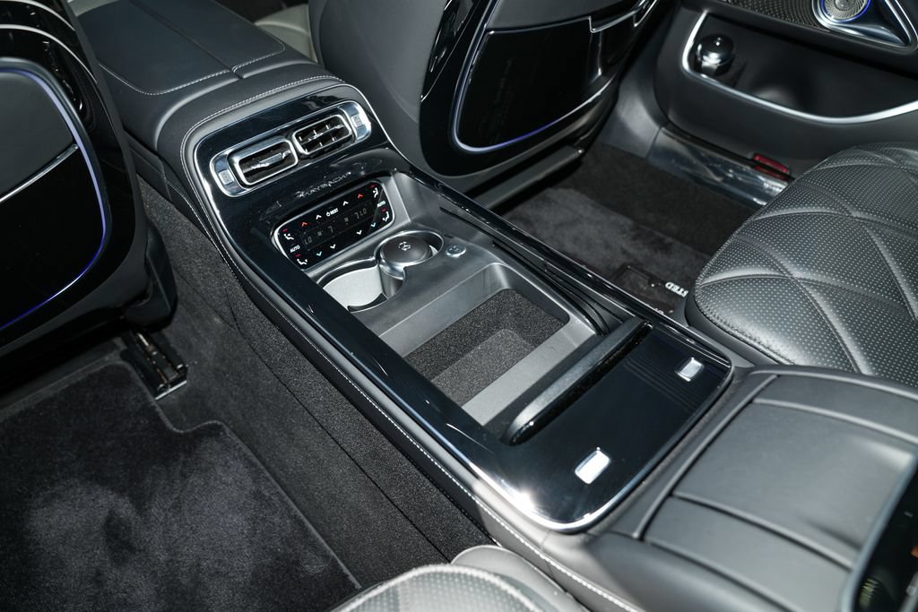Used 2022 Mercedes-Benz Maybach S 580 4MATIC image 30