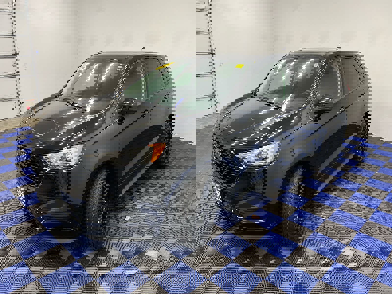 Used 2024 Ford Edge SE w/ Black Appearance Package image 7