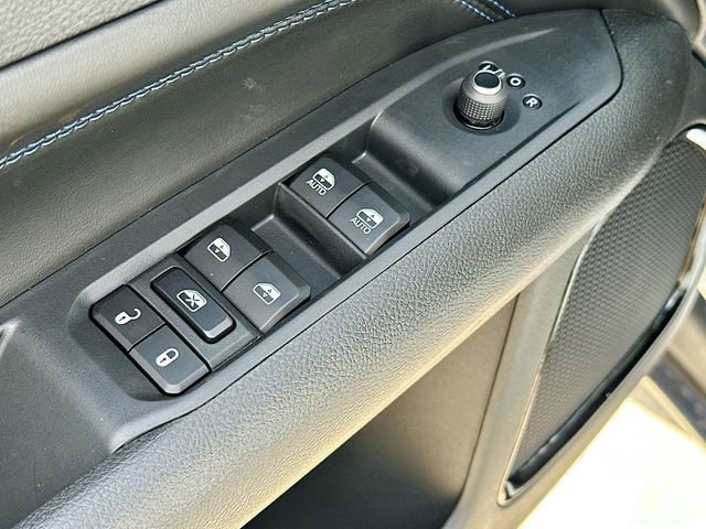 New 2026 Jeep Compass Limited image 18