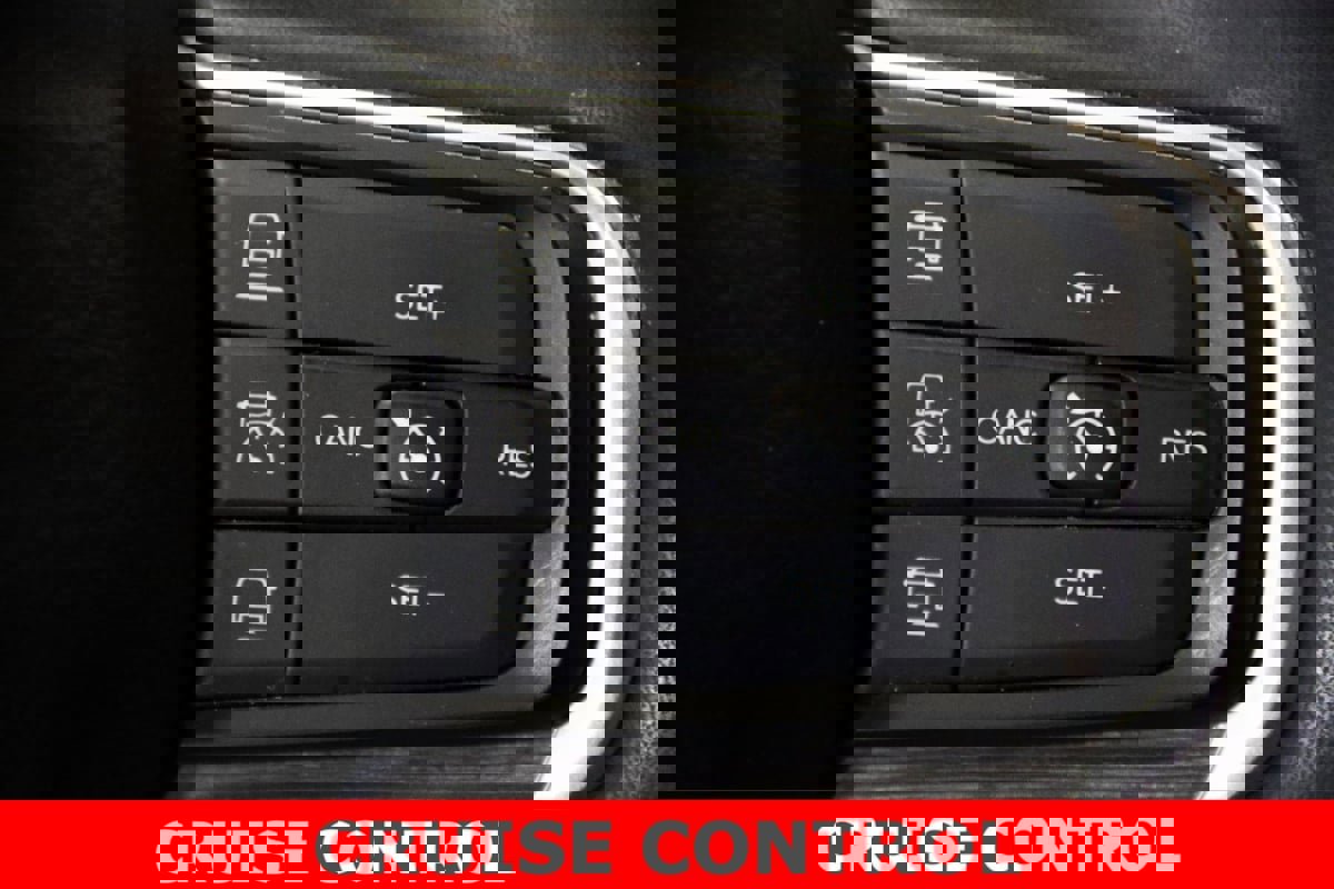 Used 2024 Jeep Wagoneer L Series II w/ Flexible Seating Group image 20