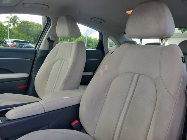 Used 2025 Hyundai Sonata SEL FWD image 21