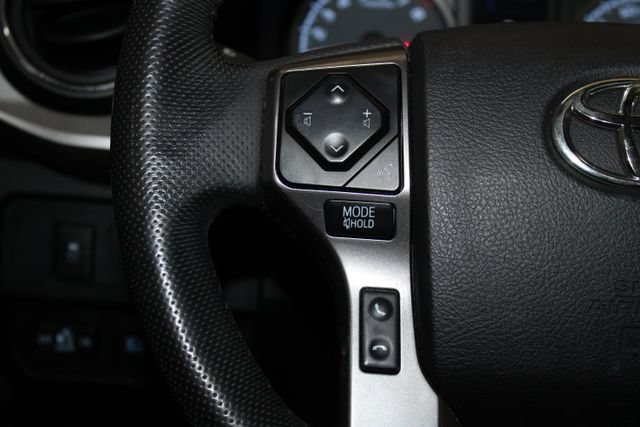 Used 2022 Toyota Tacoma SR5 RWD image 13