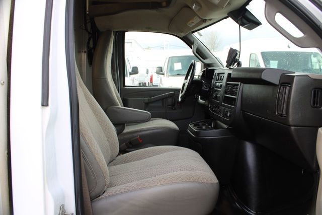 Used 2021 Chevrolet Express 3500 w/ Power Convenience Package image 22