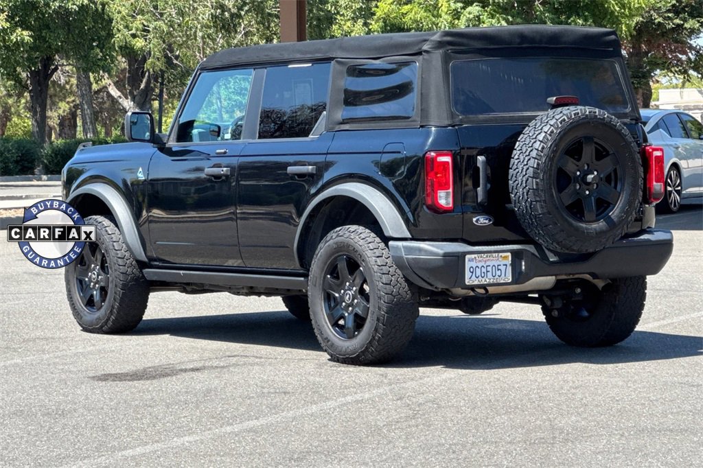 Used 2022 Ford Bronco Black Diamond image 3