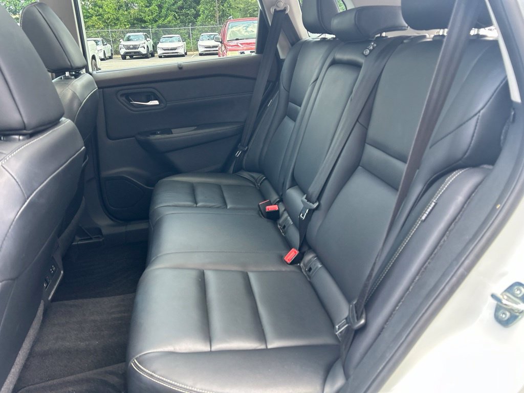 Used 2023 Nissan Rogue SL w/ SL Premium Package FWD image 22