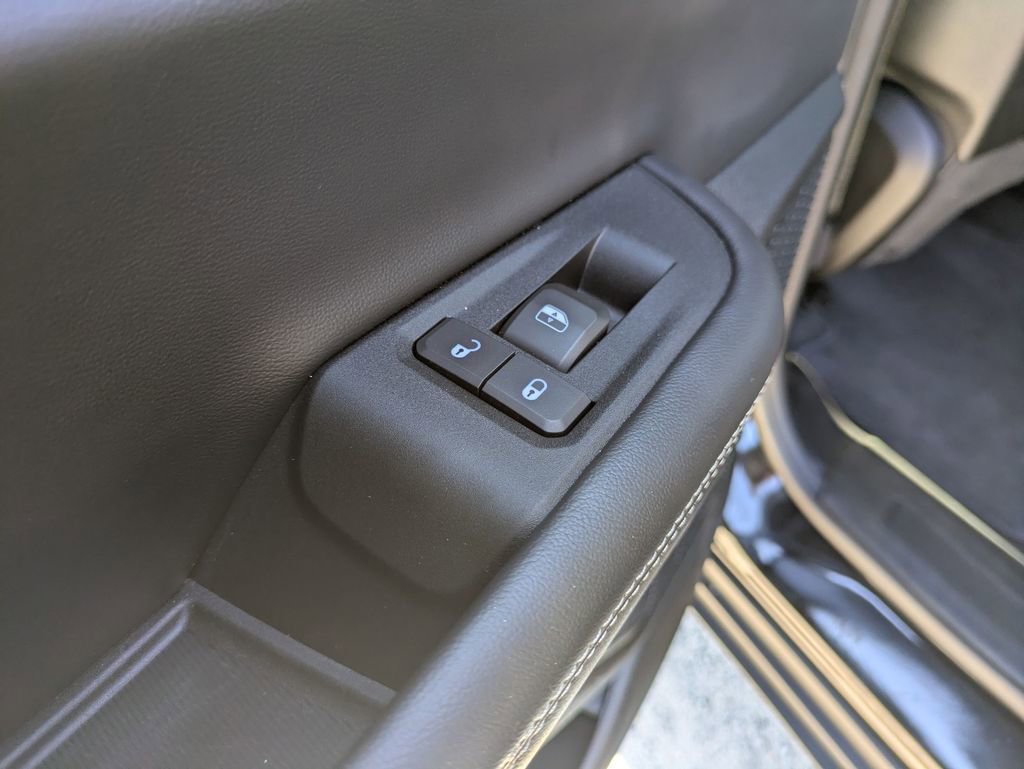 Used 2025 Jeep Grand Cherokee Limited image 27