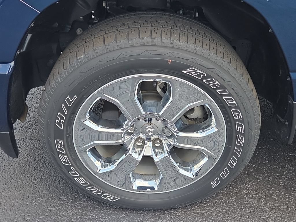 Used 2023 RAM 1500 Big Horn AWD/4WD image 9