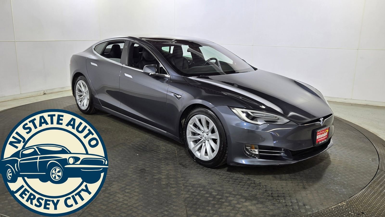 Used 2017 Tesla Model S 75D image 1