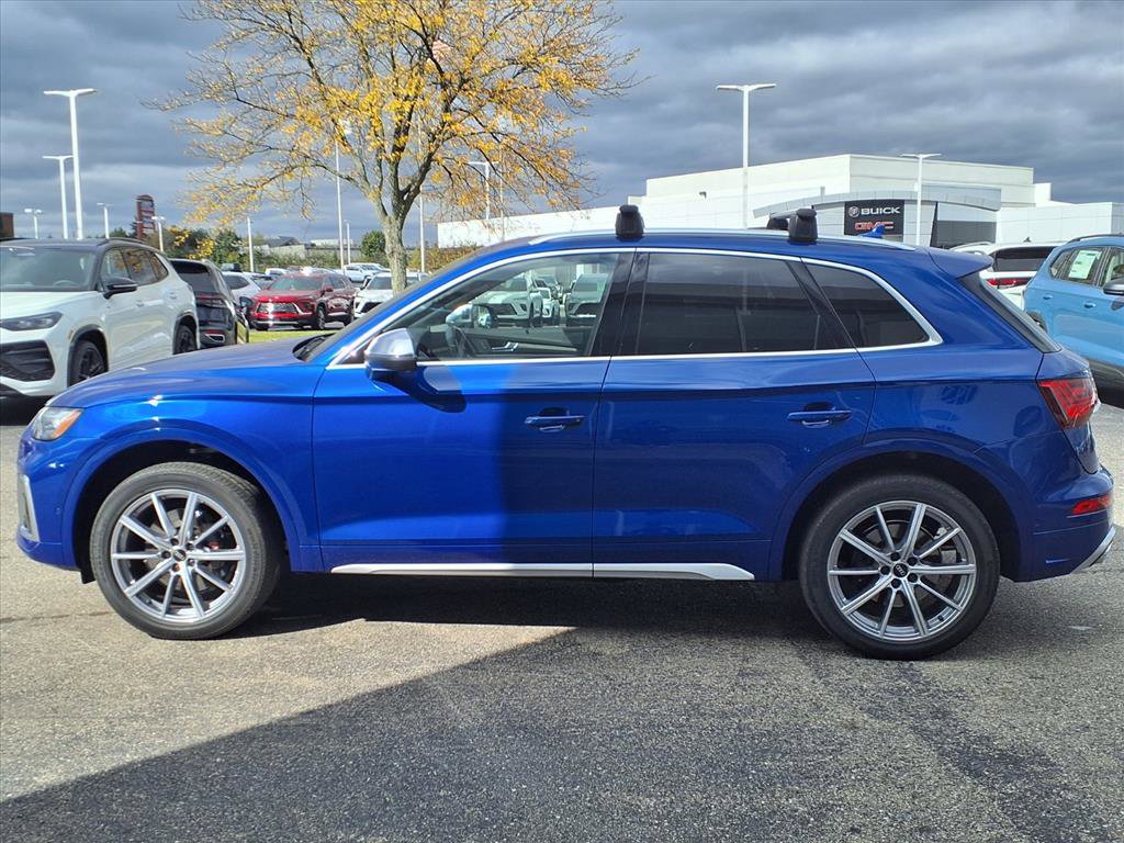 Used 2023 Audi SQ5 Prestige w/ Prestige Package image 3