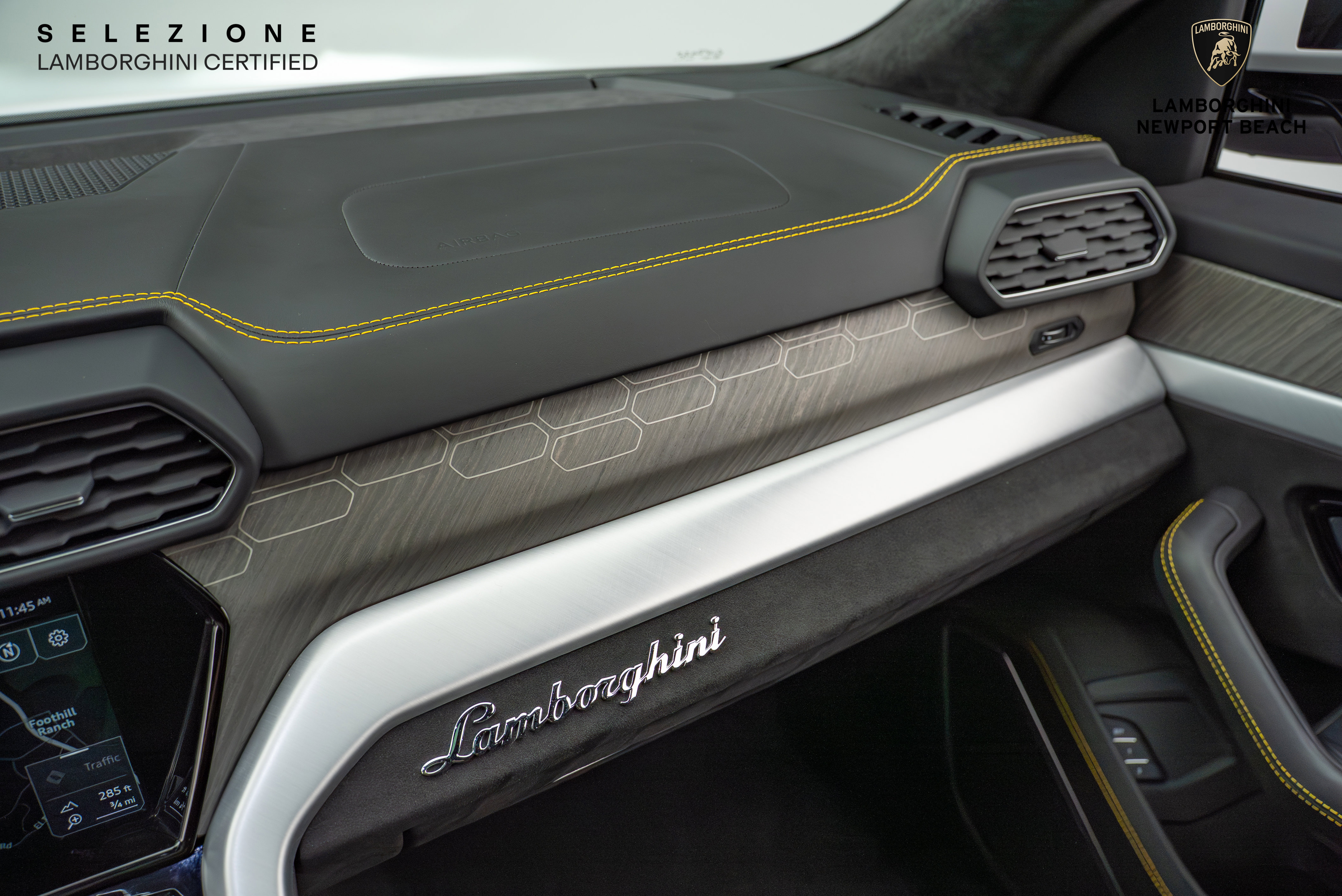 Used 2022 Lamborghini Urus image 33