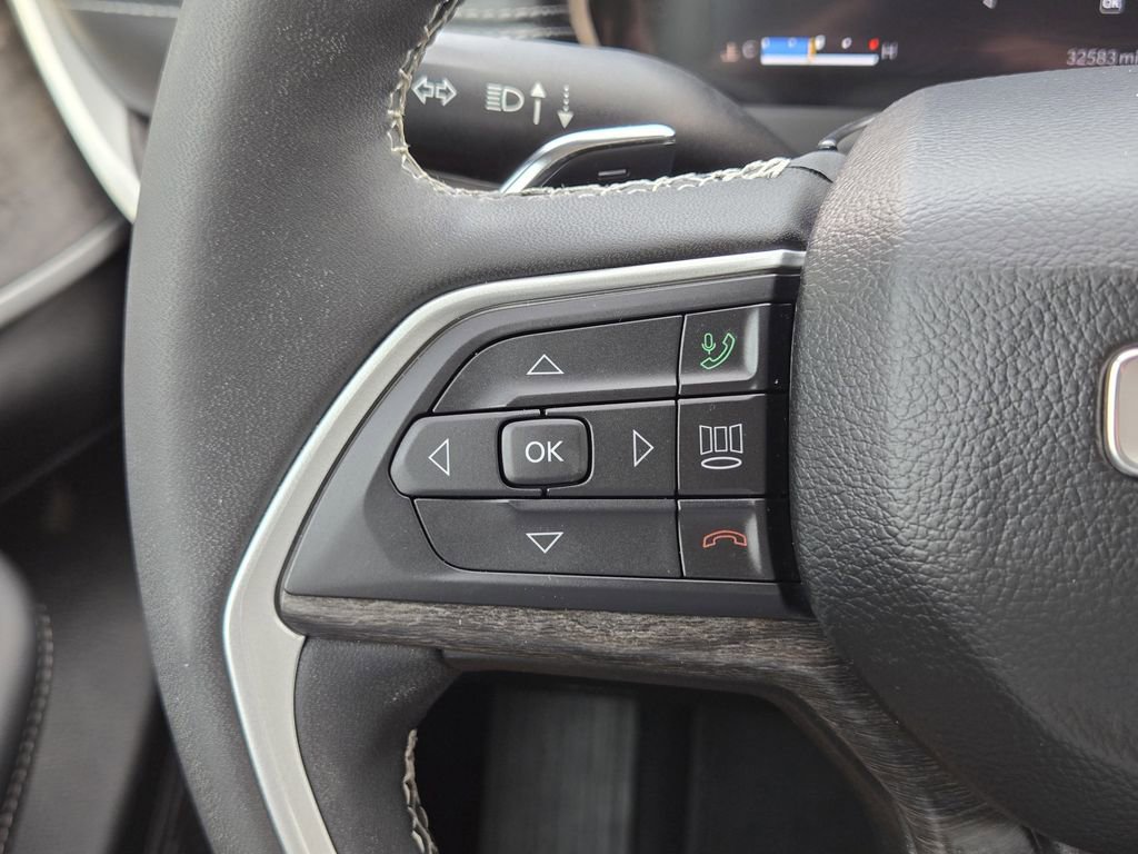 Used 2023 Jeep Grand Cherokee L Limited image 31