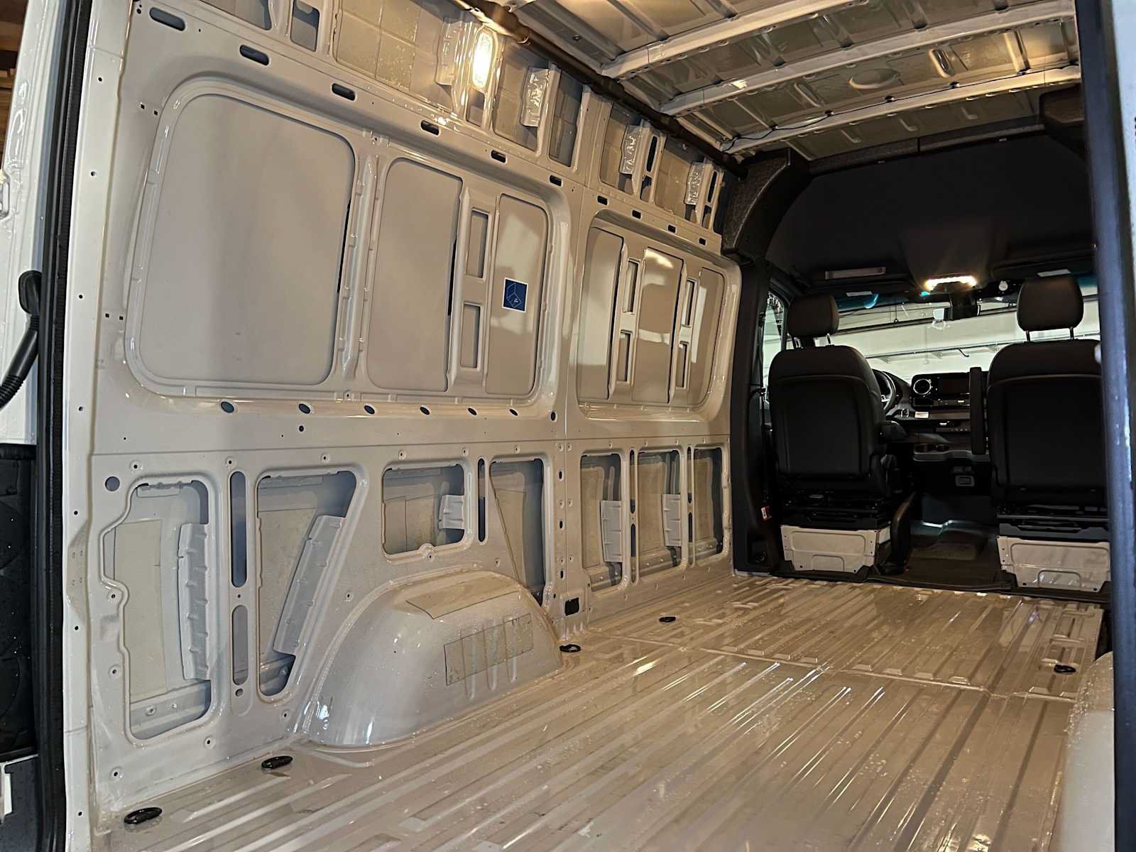 Used 2026 Mercedes-Benz Sprinter 2500 image 21